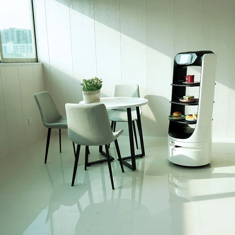 Робот за доставка на храна Reeman